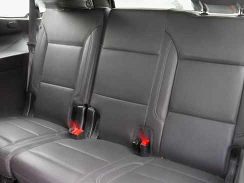 Used 2024 Chevrolet Tahoe LT AWD/4WD image 18