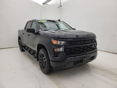 New 2025 Chevrolet Silverado 1500 Custom image 11