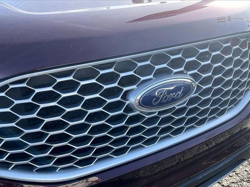 Used 2023 Ford Edge SEL w/ Convenience Package image 29