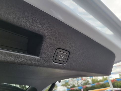 New 2026 GMC Acadia Elevation w/ Elevation Premium Package image 8