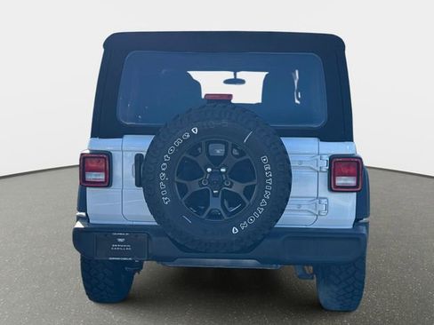 Used 2022 Jeep Wrangler Unlimited Sport image 4