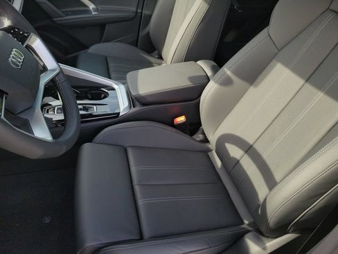 New 2026 Audi Q5 Premium Plus AWD/4WD image 17