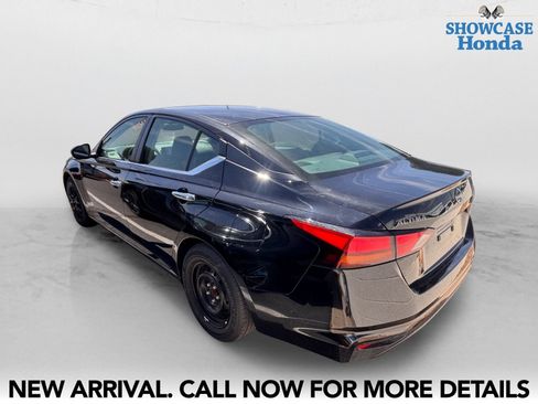 Used 2024 Nissan Altima 2.5 S FWD image 4