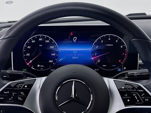 Used 2024 Mercedes-Benz C 300 Sedan image 19