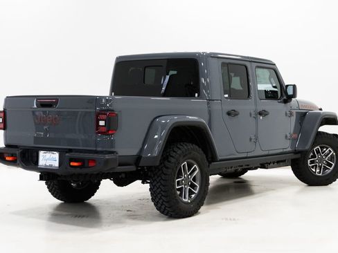 New 2026 Jeep Gladiator Mojave image 28