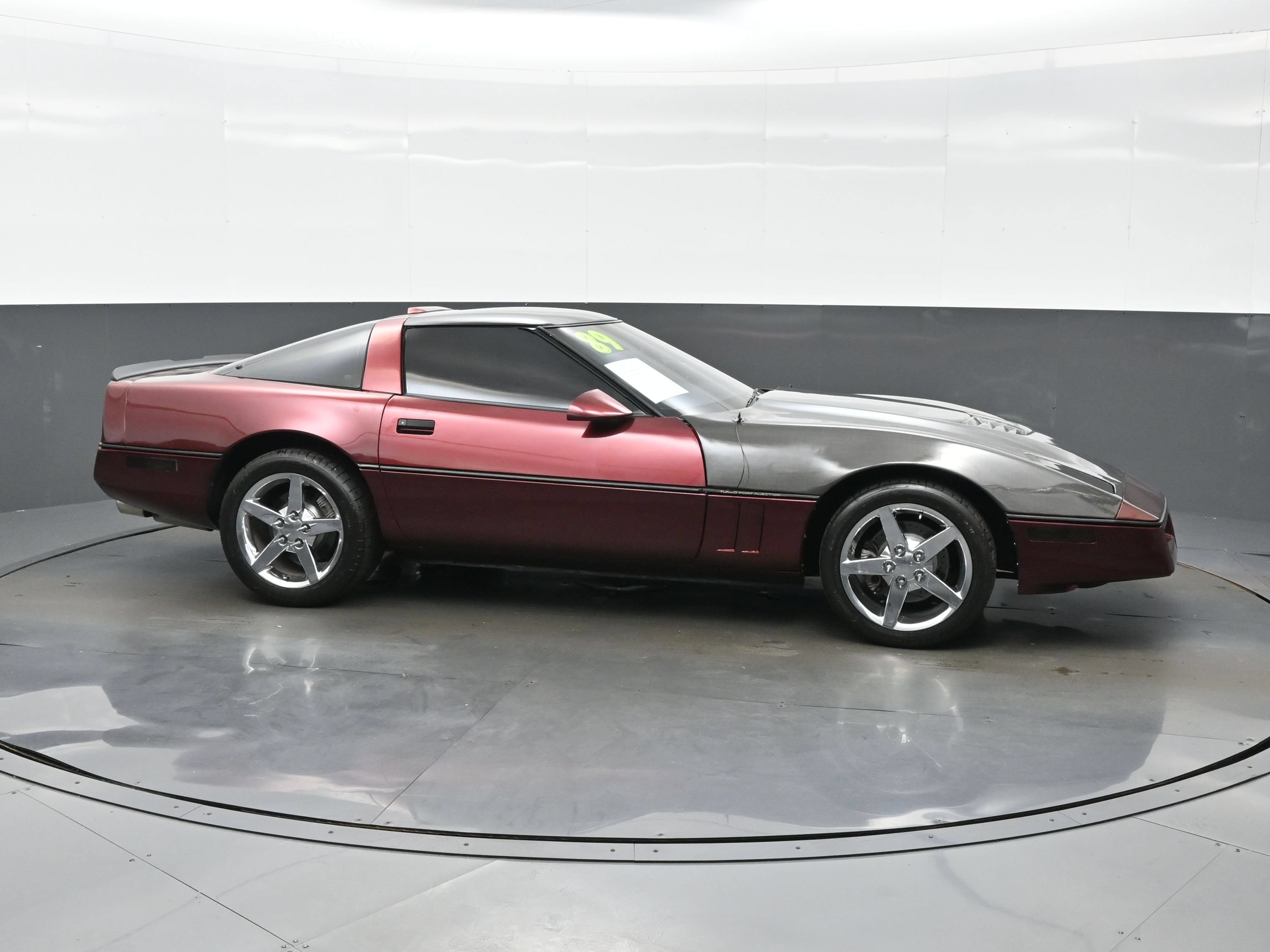 Used 1989 Chevrolet Corvette Coupe RWD image 7