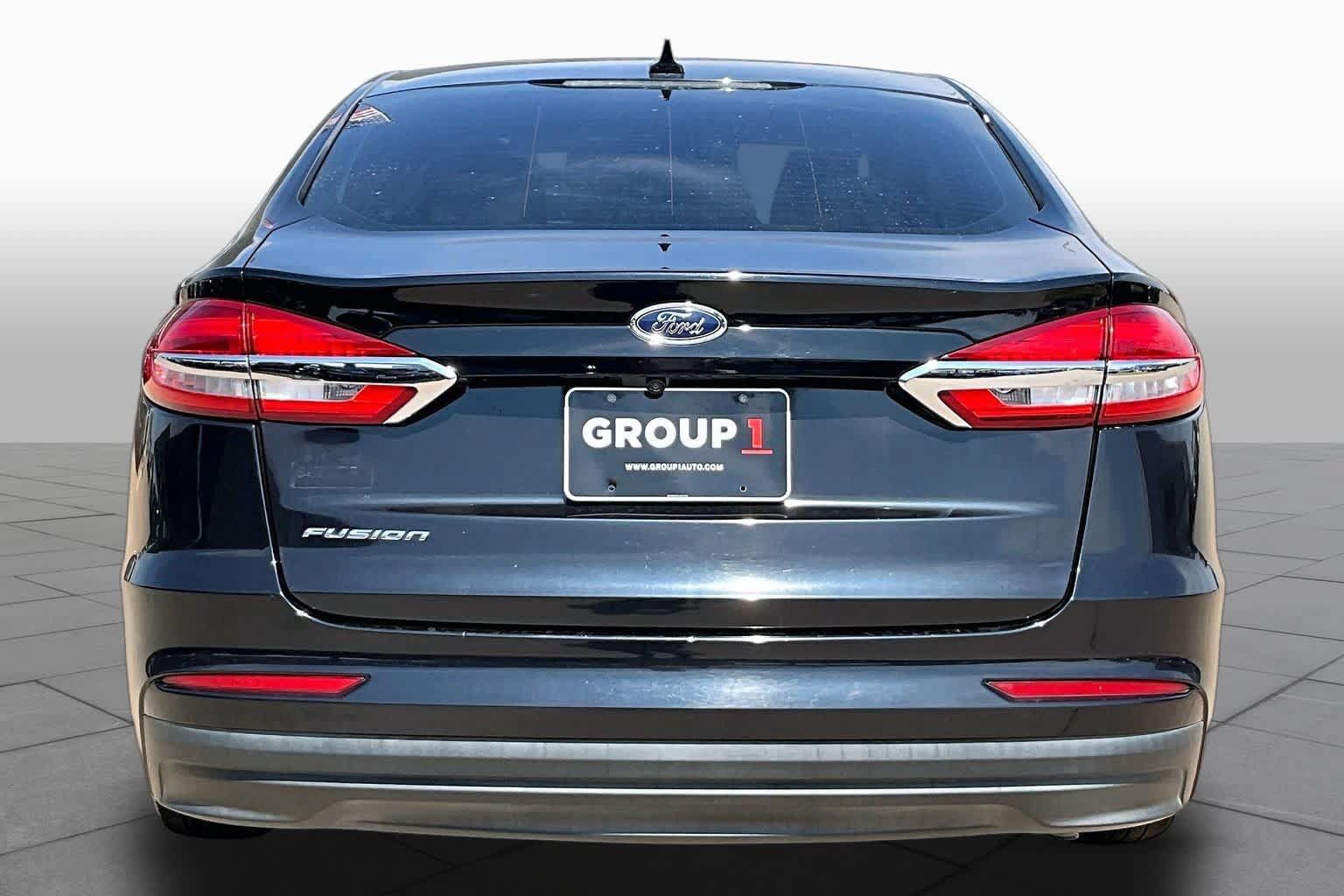 Used 2020 Ford Fusion S FWD image 5
