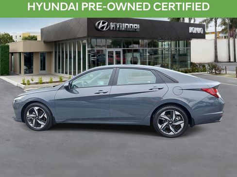 Used 2023 Hyundai Elantra SEL w/ Convenience Package FWD image 6