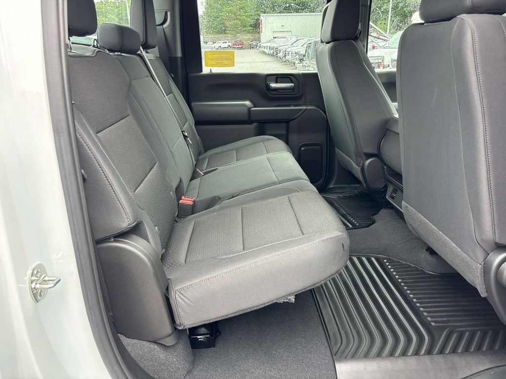 Used 2026 GMC Sierra 3500 Pro AWD/4WD image 16