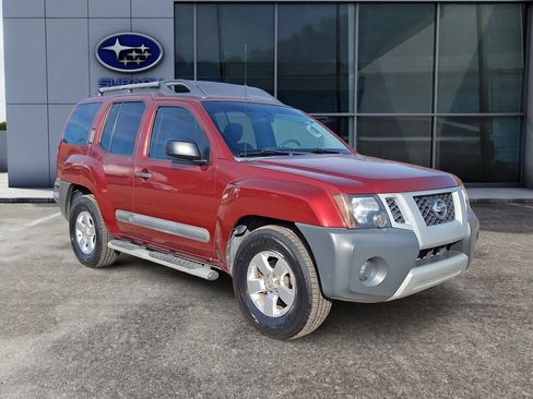 Used 2013 Nissan Xterra S image 3