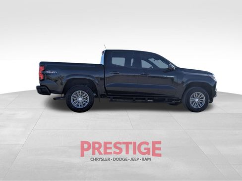 Used 2024 Chevrolet Colorado LT image 6