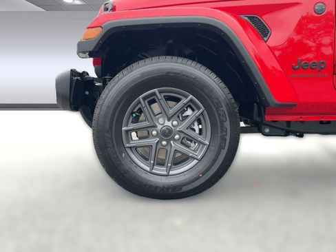 New 2025 Jeep Gladiator Sport image 11