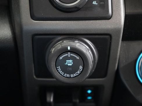 Used 2019 Ford F150 Raptor w/ Equipment Group 802A Luxury AWD/4WD image 28