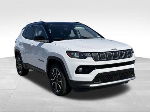 Used 2022 Jeep Compass Limited AWD/4WD image 26