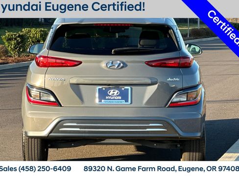 Used 2023 Hyundai Kona SE image 4