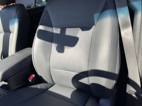 Used 2017 Subaru Outback 2.5i Limited image 17