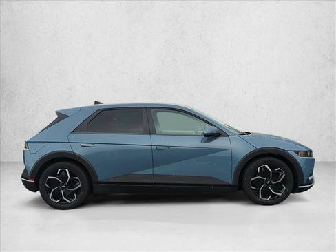 Used 2023 Hyundai Ioniq 5 SE RWD image 4