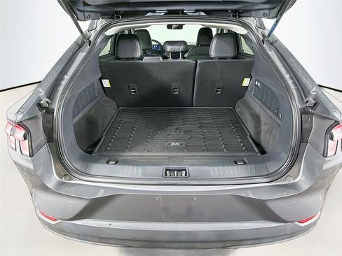Used 2023 Ford Mustang Mach-E Select image 25