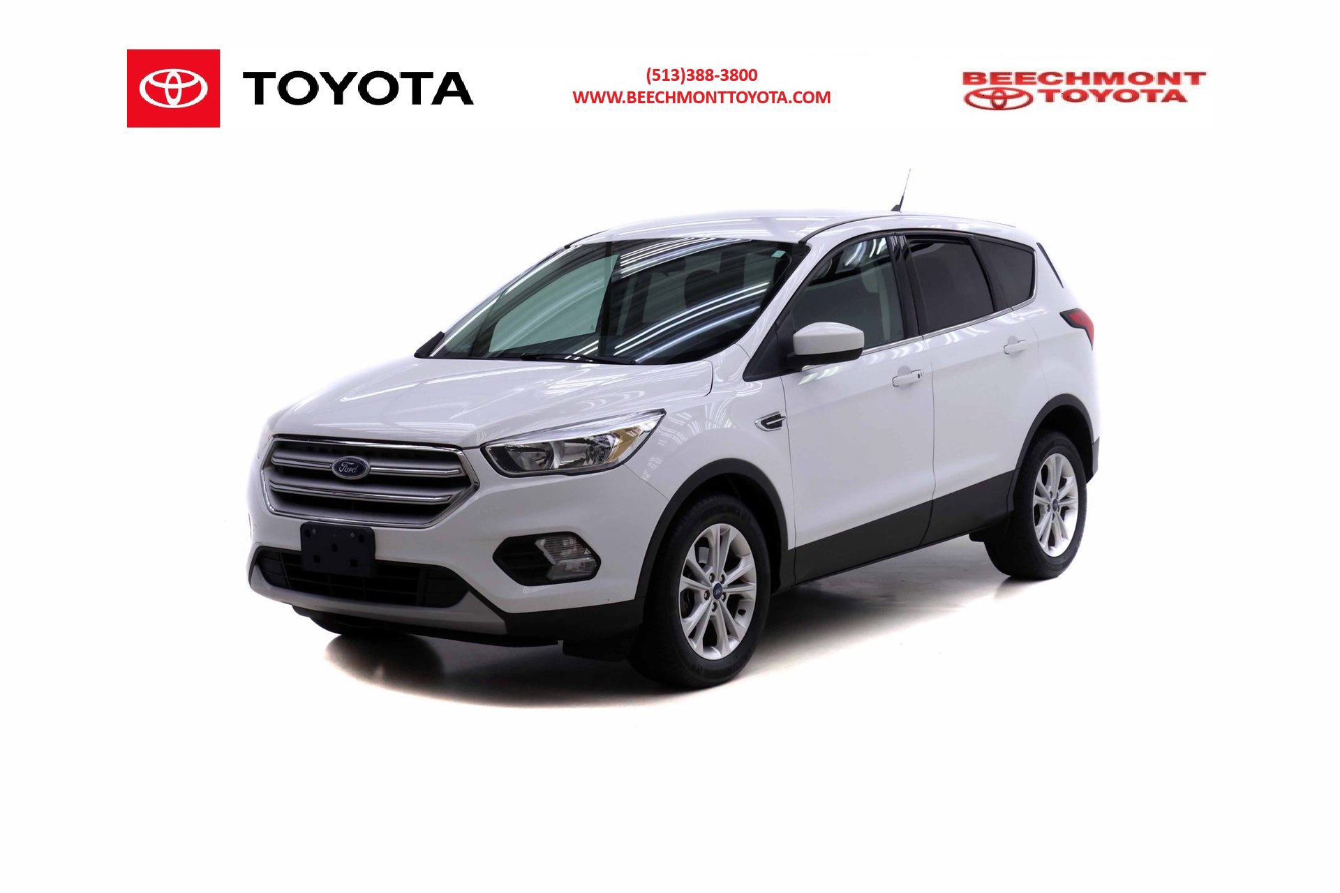 Used 2019 Ford Escape SE FWD image 1