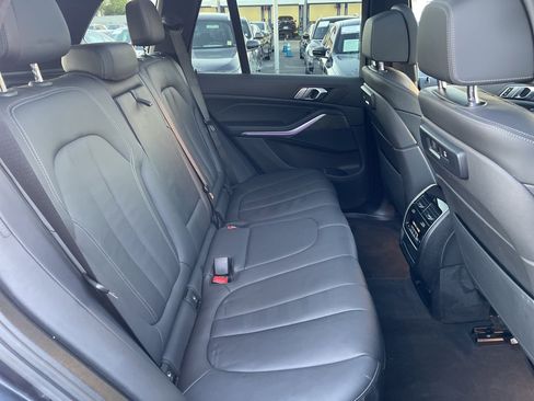 Used 2022 BMW X5 sDrive40i w/ M Sport Package image 27