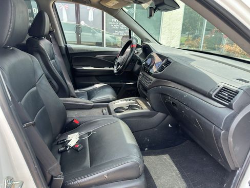 Used 2021 Honda Pilot Special Edition image 10