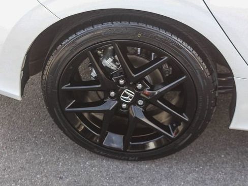 Used 2024 Honda Civic Sport image 13