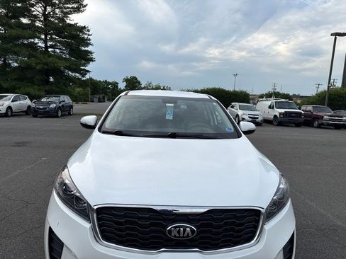 Used 2020 Kia Sorento LX AWD/4WD image 4