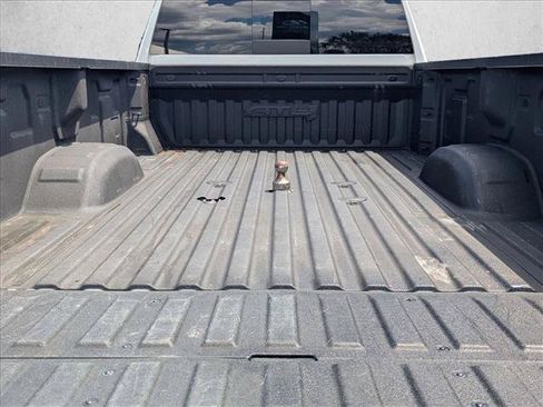 Used 2024 GMC Sierra 2500 AT4 w/ AT4 Premium Plus Package AWD/4WD image 6