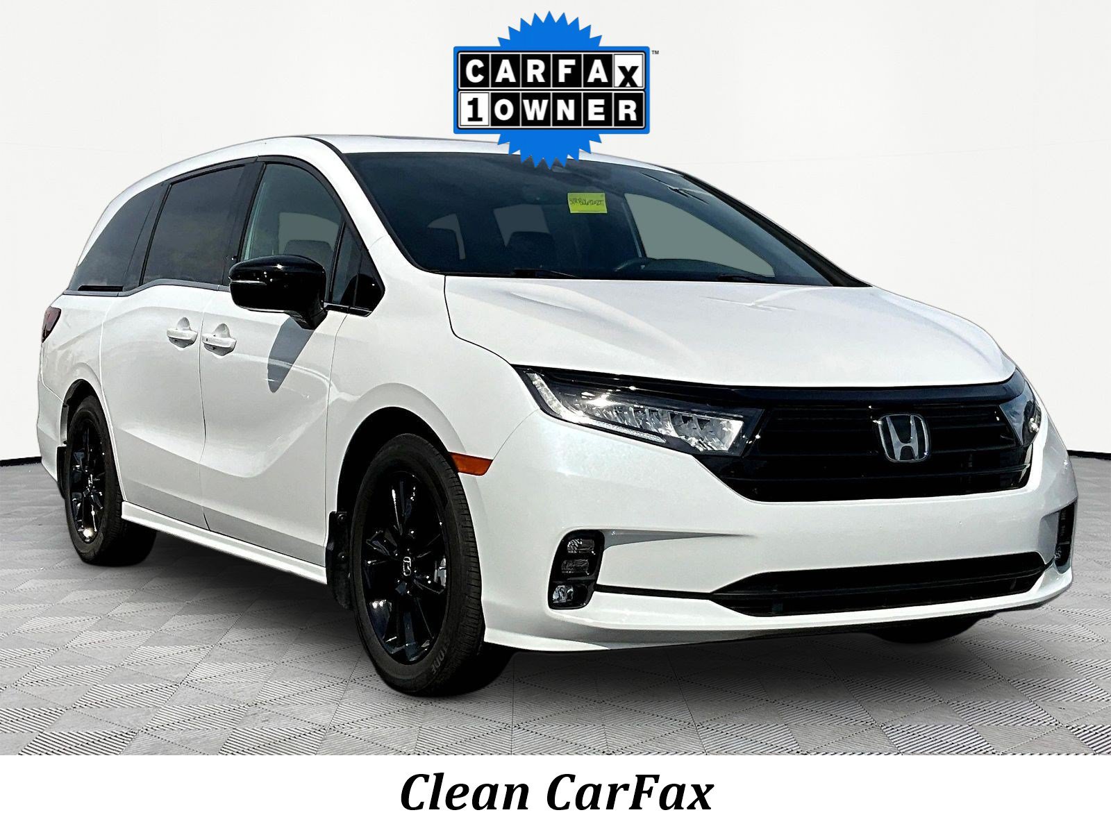 Used 2024 Honda Odyssey Sport image 3