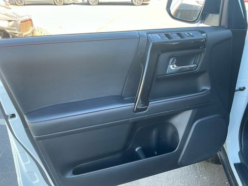 Certified 2024 Toyota 4Runner TRD Off-Road Premium image 11