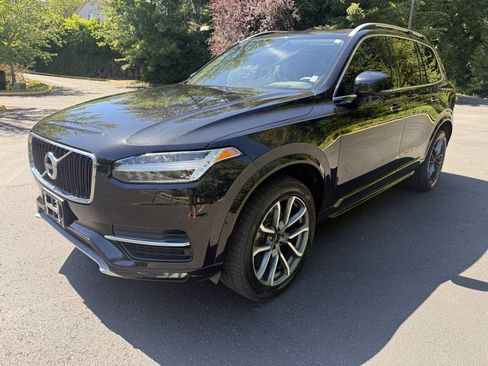 Used 2016 Volvo XC90 T6 Momentum w/ Momentum Plus Package AWD/4WD image 8