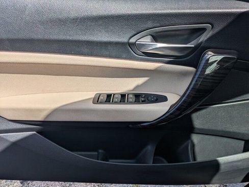 Used 2020 BMW 230i Convertible w/ M Sport Package image 30