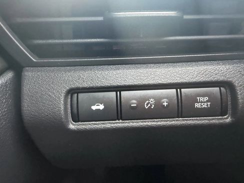 Used 2020 Nissan Altima 2.5 SR w/ Premium Package AWD/4WD image 17