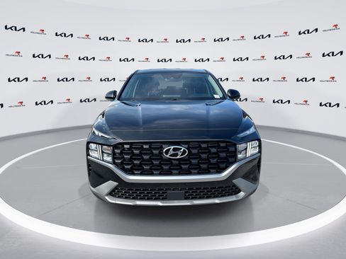 Used 2021 Hyundai Santa Fe SE FWD image 3