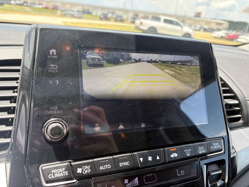 Used 2024 Honda Odyssey EX-L image 15