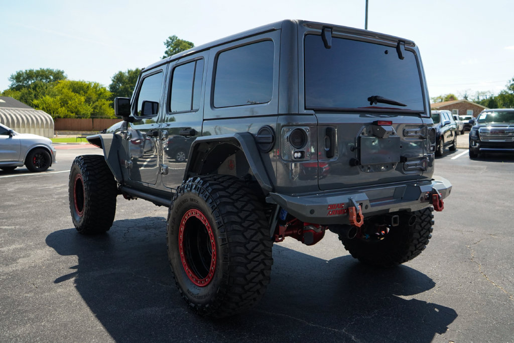 Used 2021 Jeep Wrangler Unlimited Rubicon AWD/4WD image 3
