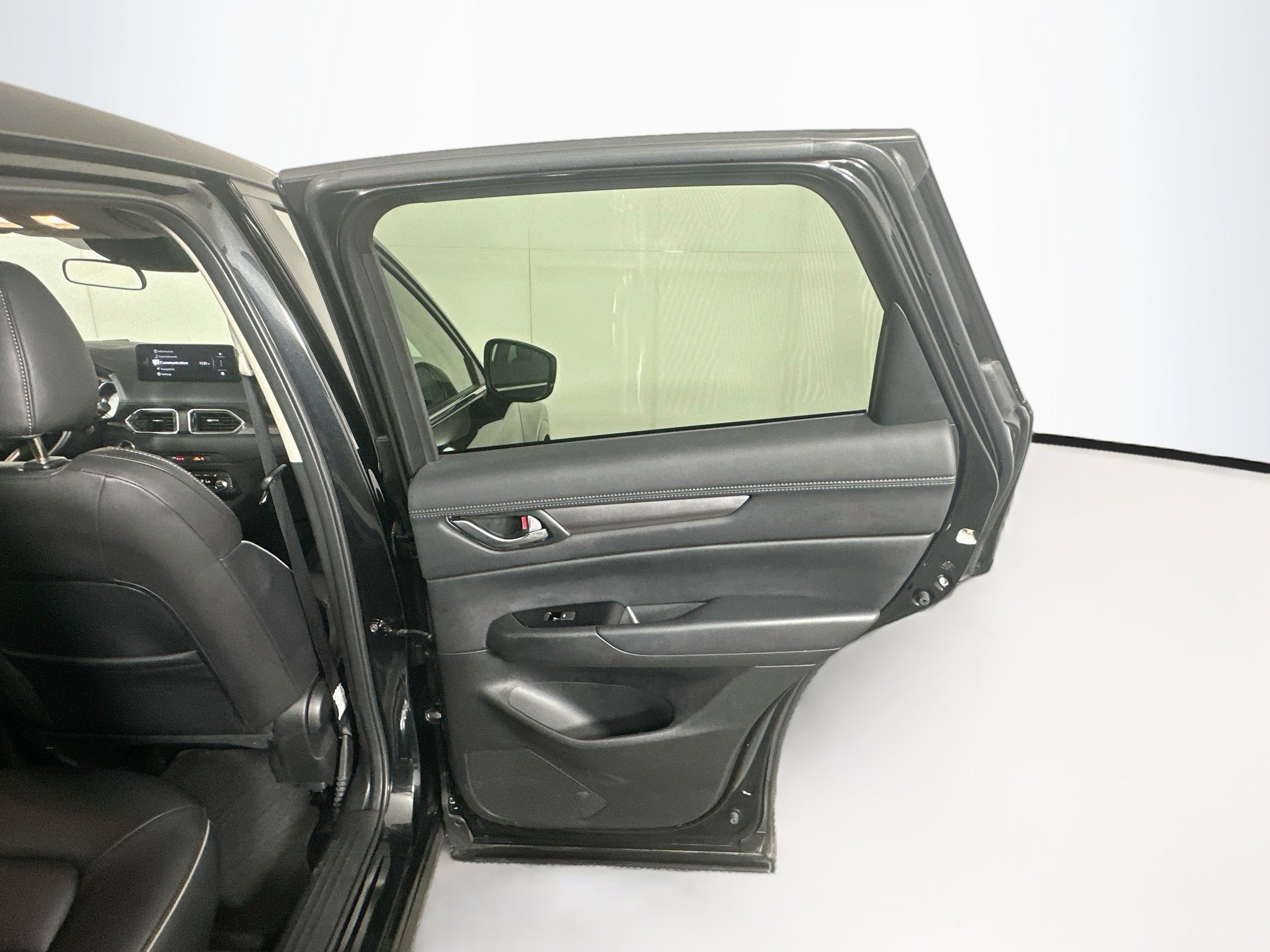 Used 2025 MAZDA CX-5 AWD 2.5 S w/ Select Package image 28