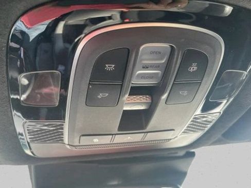 Used 2020 Hyundai Palisade Limited AWD/4WD image 14