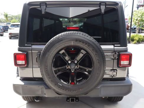 Used 2022 Jeep Wrangler Unlimited Sport AWD/4WD image 5