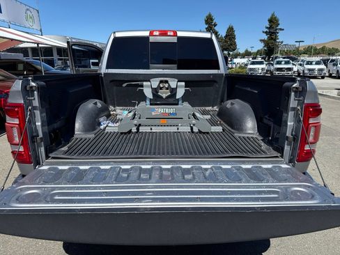 Used 2020 RAM 2500 Laramie AWD/4WD image 17