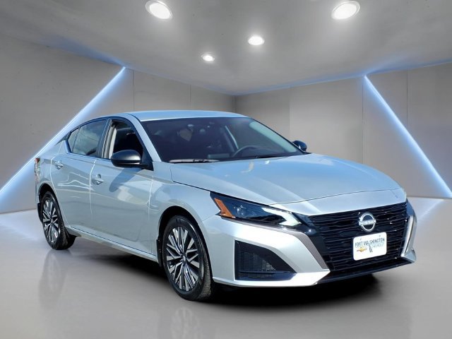 Used 2026 Nissan Altima 2.5 SV AWD/4WD image 1