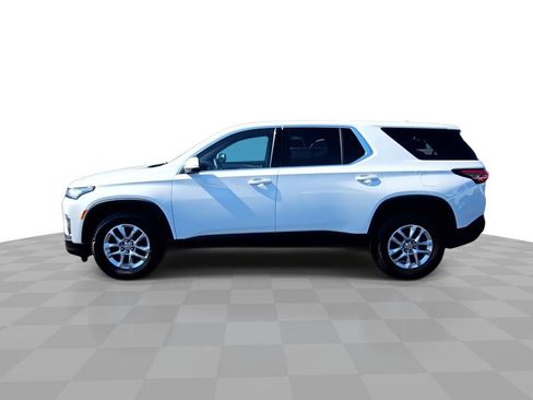 Certified 2023 Chevrolet Traverse LS FWD image 5