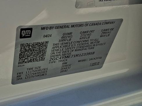 Certified 2024 Chevrolet Silverado 2500 Custom w/ Custom Convenience Package AWD/4WD image 26