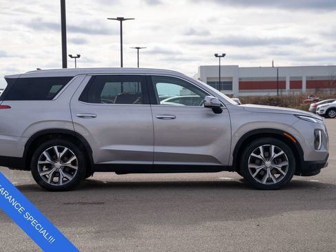 Certified 2022 Hyundai Palisade SEL w/ 8P Bench Seat Package image 8
