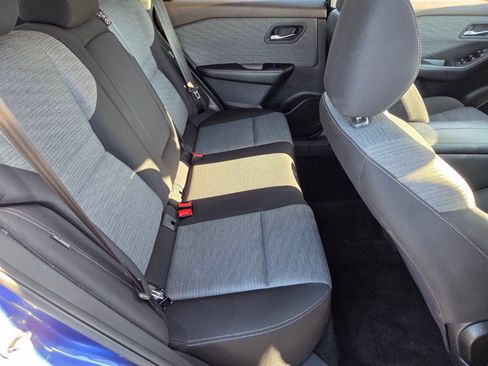 Used 2021 Nissan Rogue SV FWD image 14