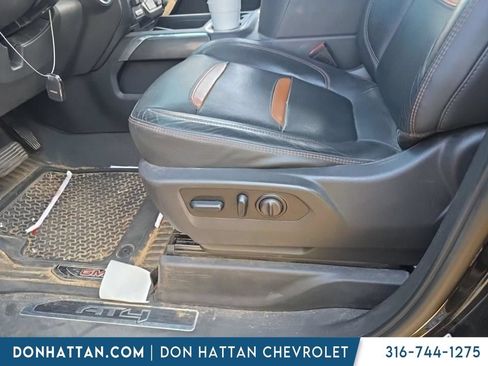 Used 2021 GMC Sierra 1500 AT4 w/ AT4 Value Package AWD/4WD image 6