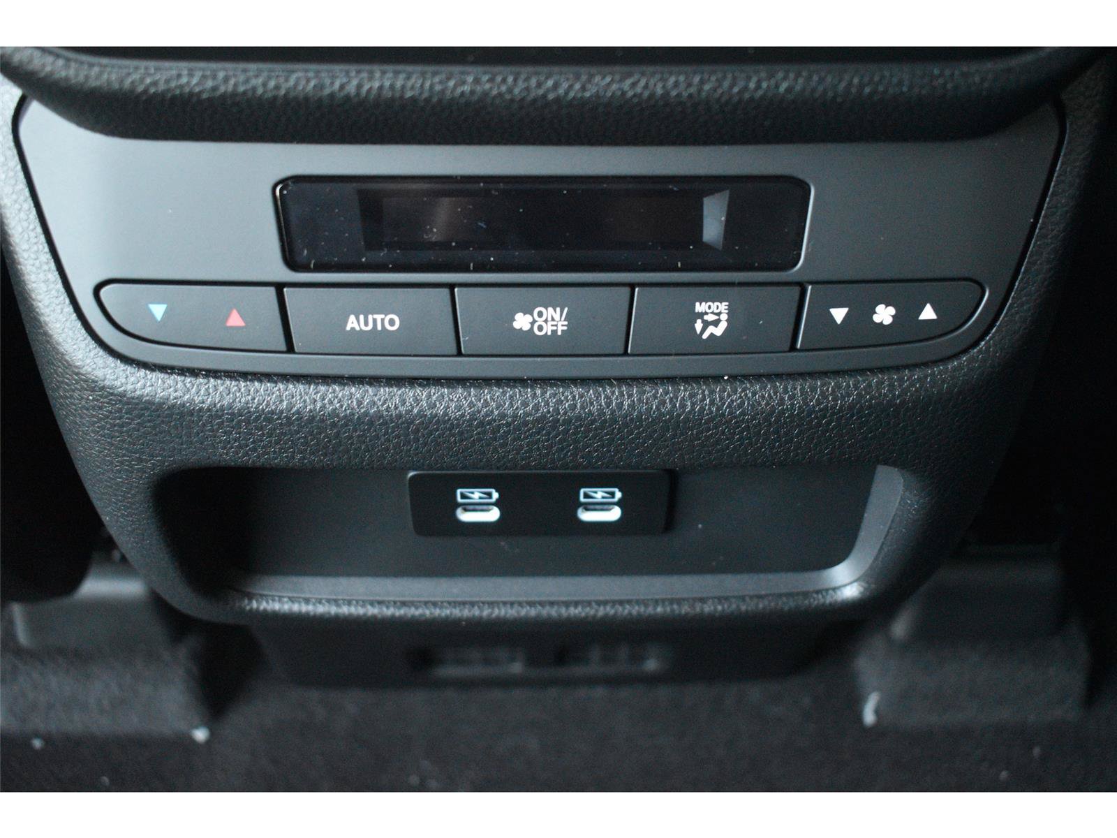 New 2026 Honda Pilot Touring image 32