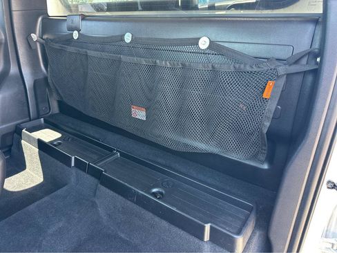 Used 2020 Toyota Tacoma SR RWD image 9