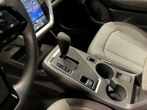 Used 2024 Subaru Crosstrek 2.0i Premium image 18