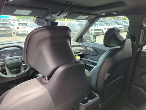 New 2027 Kia Telluride EX FWD image 13